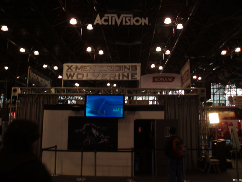 Illustration for article titled A Look At The Gaming Booths From Comic-Con